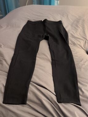 Max Studio Black High-Rise Active Leggings Size M